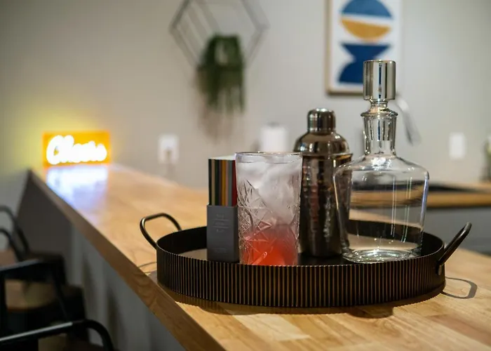 Lakefront Loft - Downtown - Shuffle Board Table