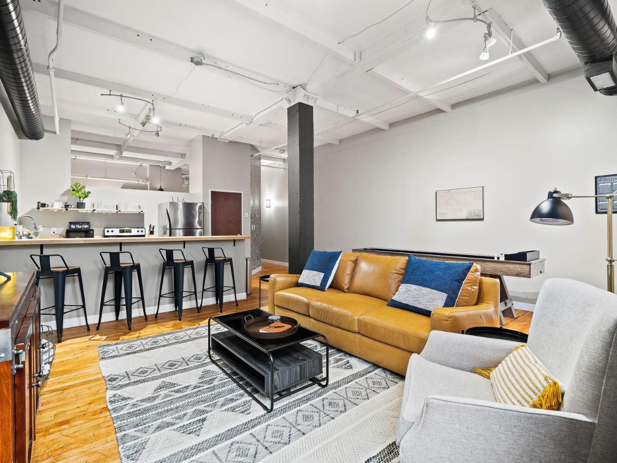 Hébergement de vacances Lakefront Loft - Downtown - Shuffle Board Table *